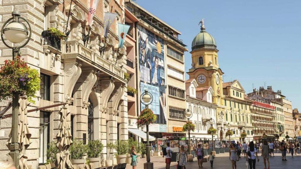 Leona Lägenhet Rijeka Exteriör bild
